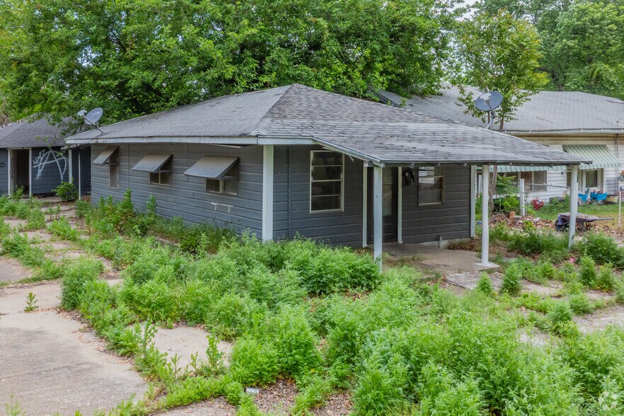 More Photos Of 312 N Creek St, Holdenville Apartments For Sale