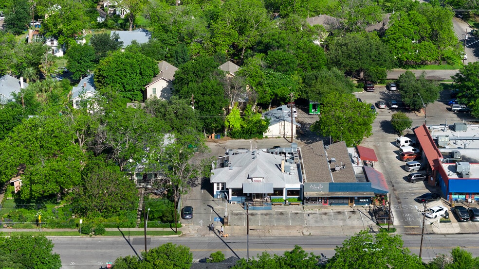 More Photos Of 4206 Duval St, Austin Restaurant For Lease