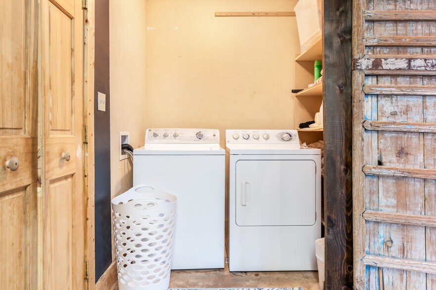 More Photos Of 444 Lewis St, Pagosa Springs Office Residential For Sale