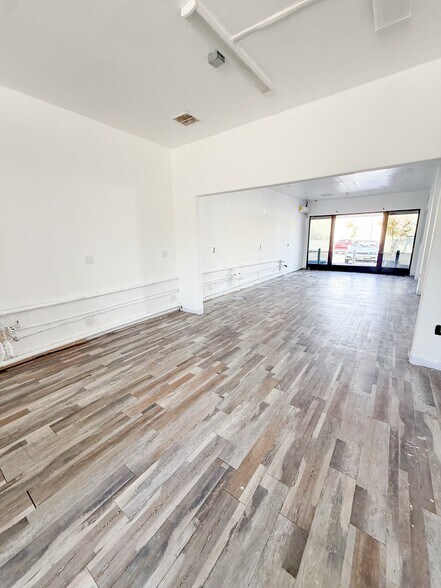 More Photos Of 1736-1746 E Meats Ave, Orange Storefront Retail Office For Lease