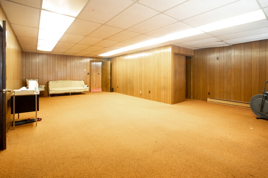 More Photos Of 377 Second St, Fall River Office Residential For Sale