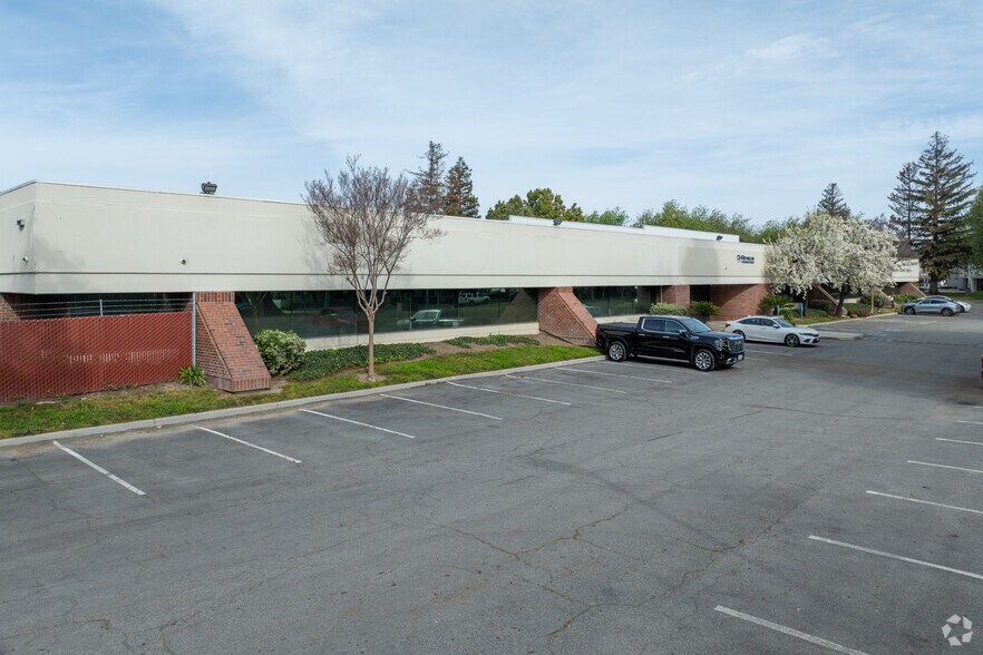 More Photos Of 1921 Ringwood Ave, San Jose Light Manufacturing For Sale