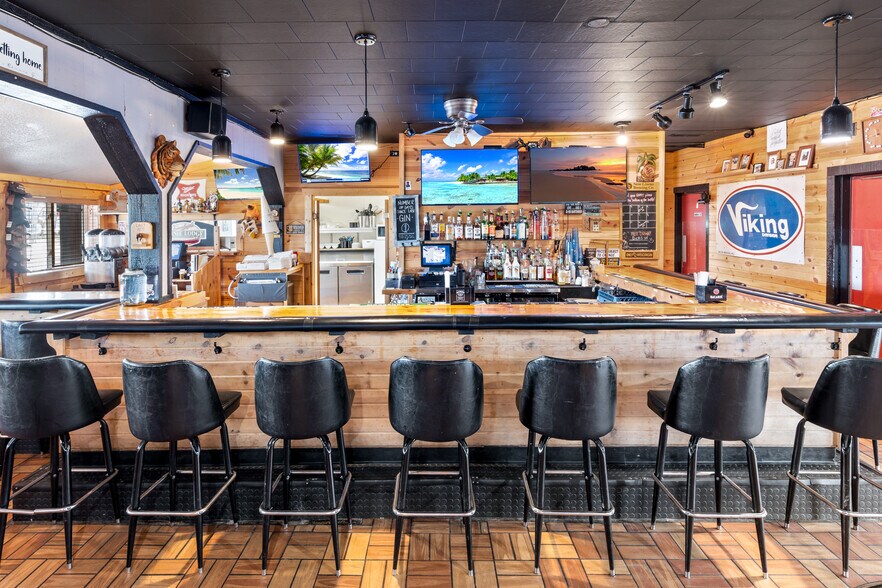 More Photos Of W12010 Rose Eld Rd, Ripon Restaurant For Sale