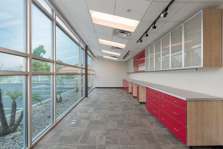 More Photos Of 2235 W Alice Ave, Phoenix Research And Development For Sale