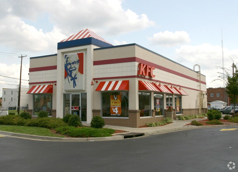 More Photos Of 440 Chestnut St, Portsmouth Fast Food For Sale