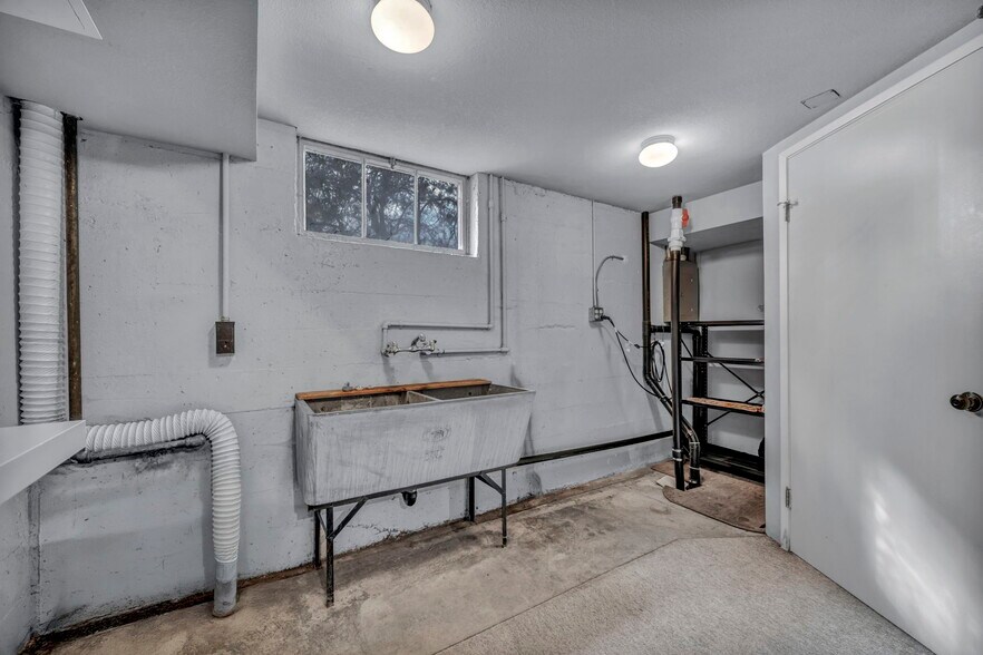 More Photos Of 588 Saint Lawrence Ave, Reno Multifamily For Sale