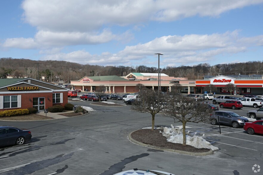 More Photos Of 1 Padanaram Rd, Danbury Storefront For Lease