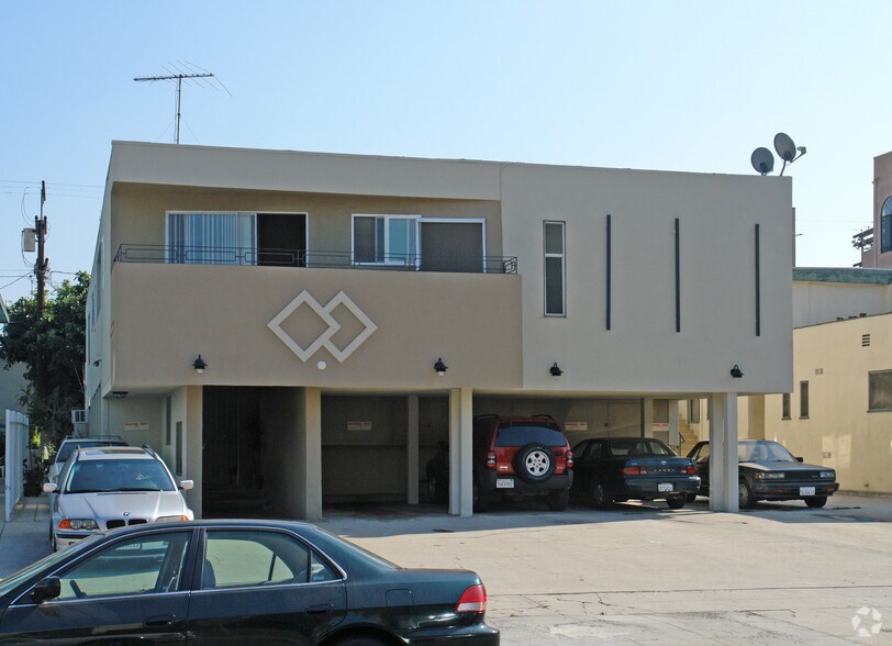 More Photos Of 1526 S Wooster St, Los Angeles Apartments For Sale