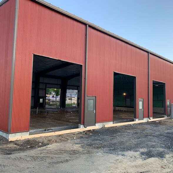 More Photos Of 1 Jefferson Ave, Salem Warehouse For Sale