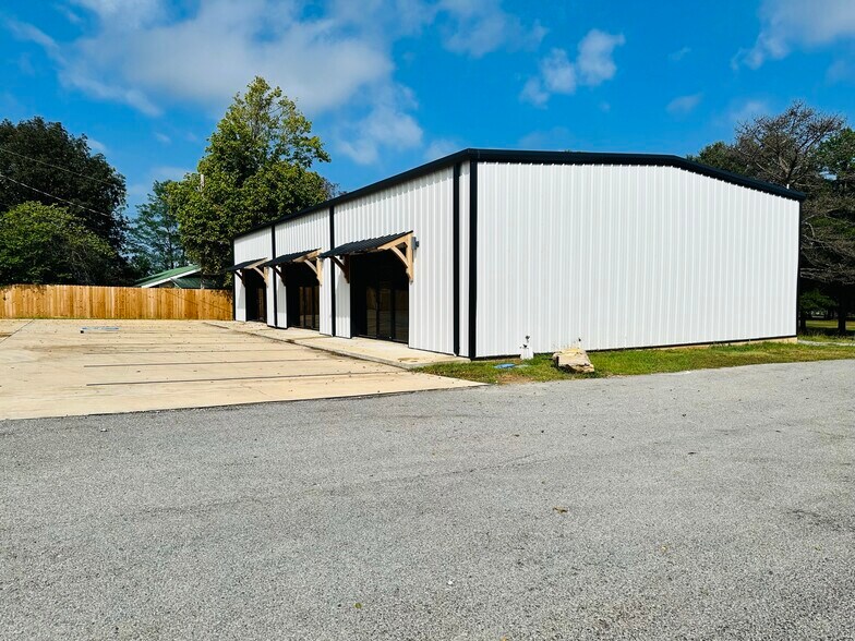 More Photos Of 1195 E Main St, Melbourne Loft Creative Space For Sale