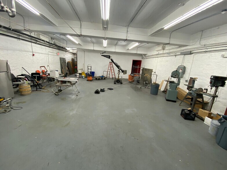 More Photos Of 15 School St, Yonkers Warehouse For Sale