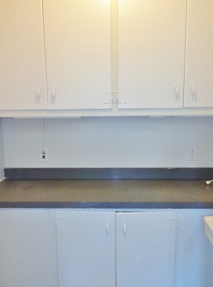 More Photos Of 153 Main St, Manchester Medical For Sale