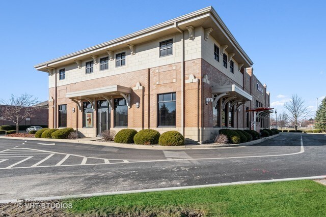 More Photos Of 1004 104th St, Naperville Office For Sale