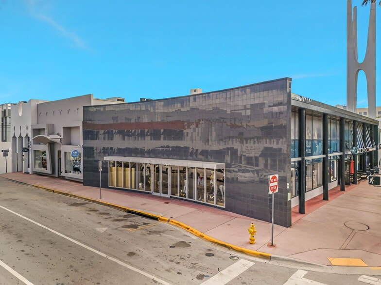 Primary Photo Of 743-755 Washington Ave, Miami Beach Bar For Lease