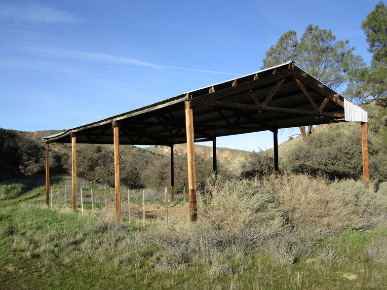 More Photos Of 19825 New Idria Rd, Paicines Land For Sale