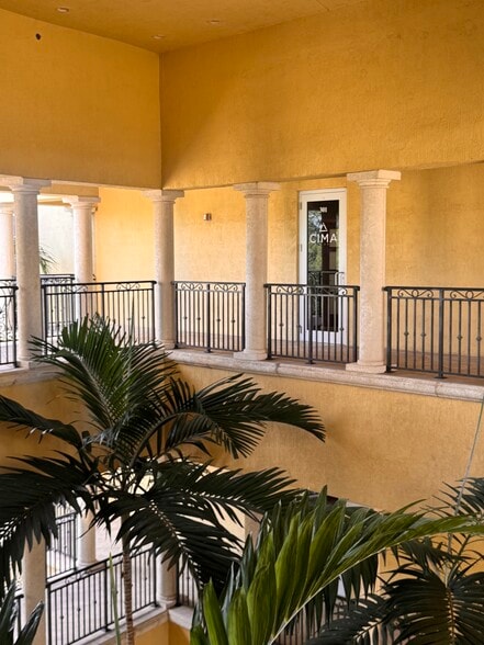More Photos Of 1655 N Commerce Pky, Weston Office For Lease