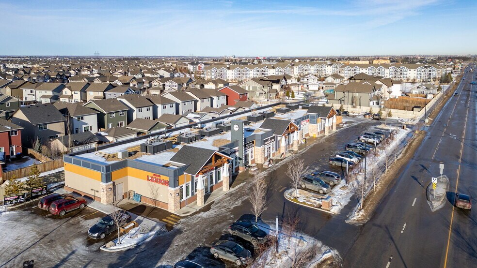 More Photos Of 3142 142 St NW, Edmonton Storefront For Lease