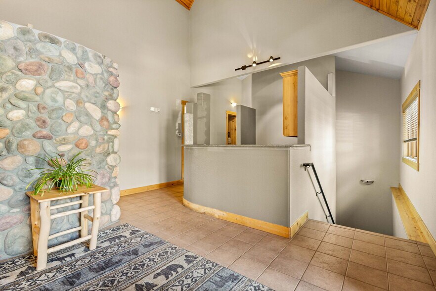 More Photos Of 70 Morning Sun Dr, Woodland Park Loft Creative Space For Sale