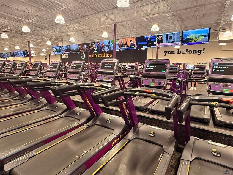 More Photos Of 1845 Haines Ave, Rapid City Freestanding For Sale