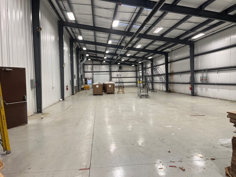 More Photos Of 841 Old Frankstown Rd, Pittsburgh Warehouse For Sale