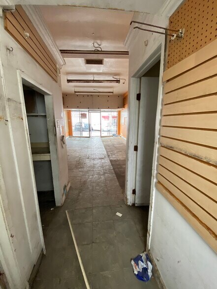 More Photos Of 5415-5425 Sepulveda Blvd, Culver City Storefront For Lease