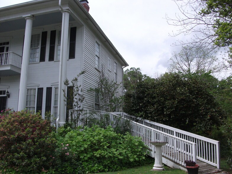 More Photos Of 1201 2nd Ave, West Point Restaurant For Sale