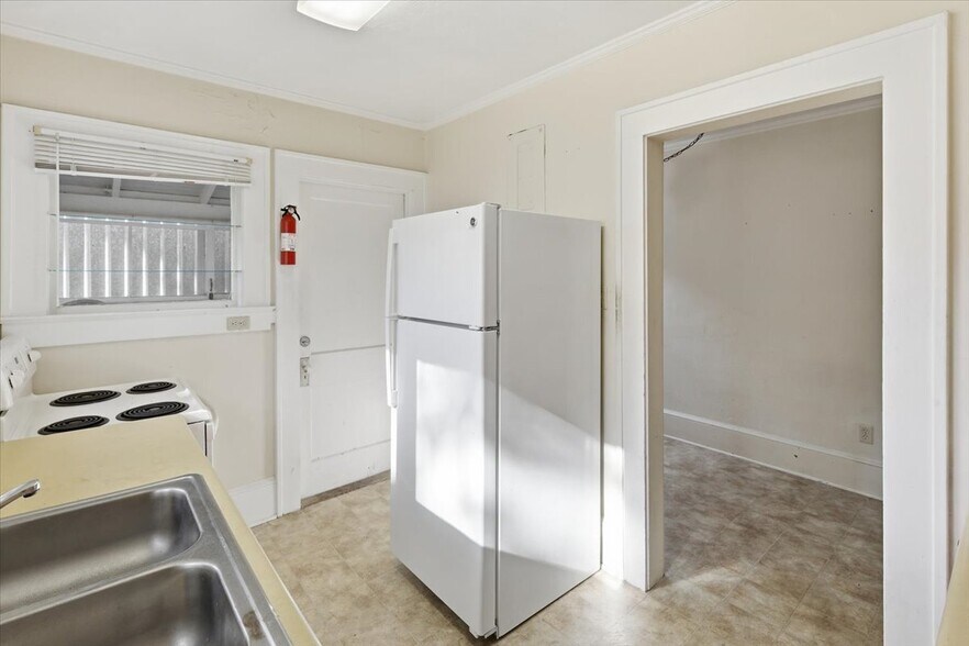 More Photos Of 1020 Wilfred Dr, Orlando Industrial For Sale