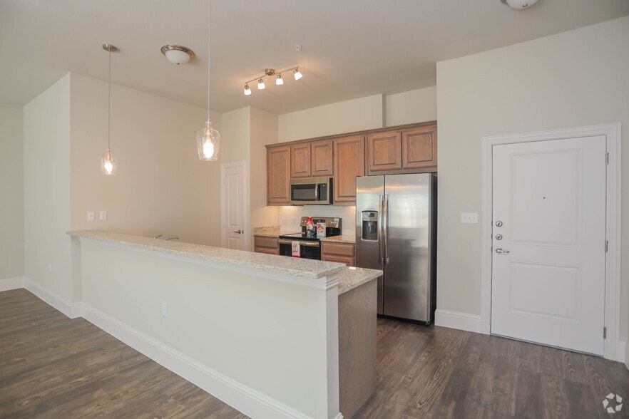 More Photos Of 120 Main St, Highland Village Apartments For Lease