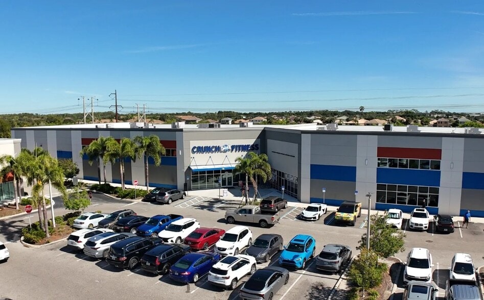 More Photos Of 8425-8475 Heritage Green Way, Bradenton Freestanding For Lease