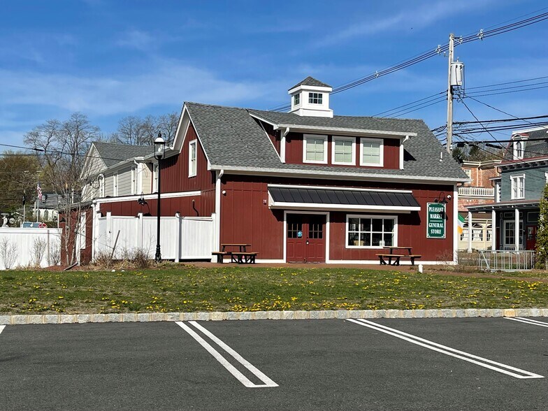 More Photos Of 128 Main St, Chester General Retail For Sale