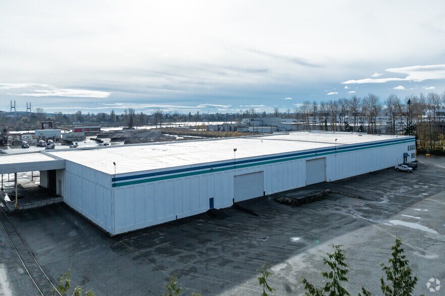 More Photos Of 5324 Riverbend Dr, Burnaby Warehouse For Lease