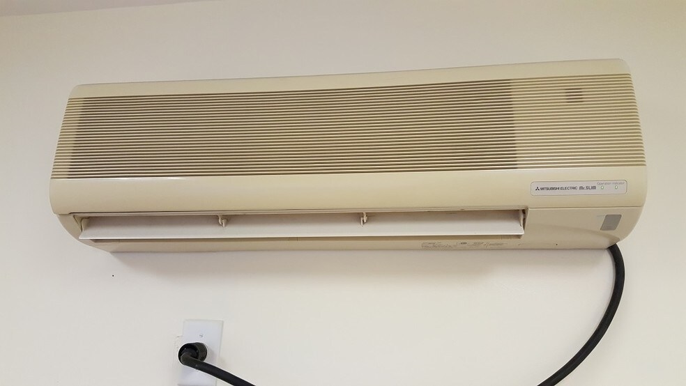 More Photos Of 19101 SW 108 Ave, Miami Industrial For Sale