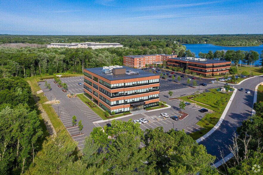 More Photos Of 1 Lakeshore Ctr, Bridgewater Unknown For Lease