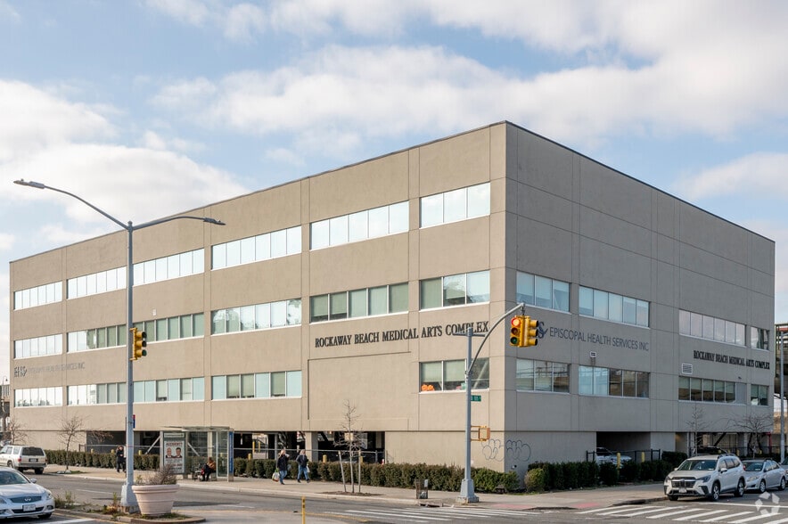 More Photos Of 10520 Rockaway Beach Blvd, Rockaway Park Medical For Lease