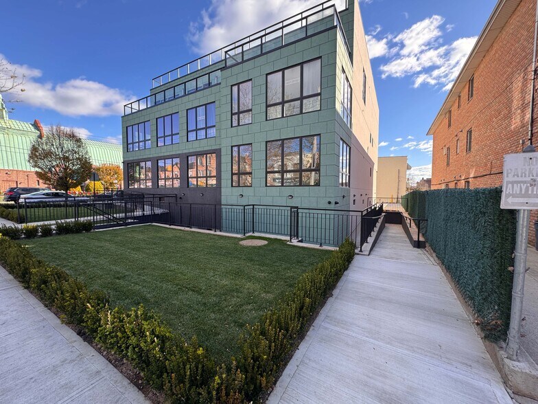 More Photos Of 8301 13th Ave, Brooklyn Office For Sale