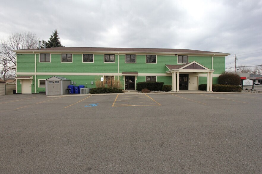 More Photos Of 131 Orchard Park Rd, West Seneca Office For Sale