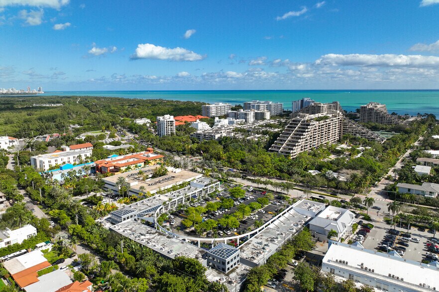 More Photos Of 260 Crandon Blvd, Key Biscayne Bank For Sale