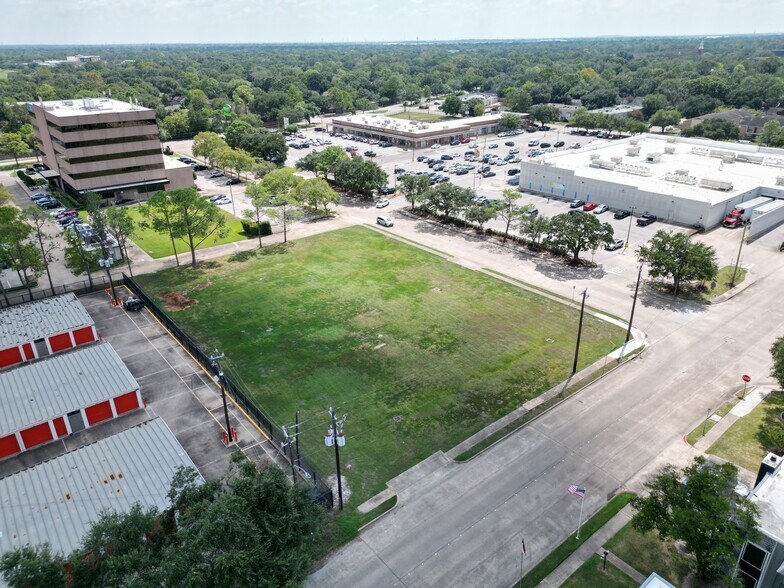 More Photos Of 9651 Glenfield Ct, Houston Land For Lease