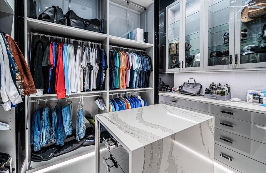 More Photos Of 18725 Jiretz Rd, Odessa Flex For Sale