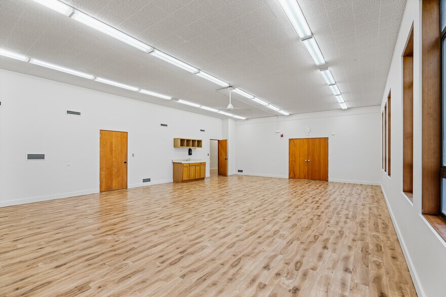 More Photos Of 1201 N B St, Ellensburg Specialty For Lease