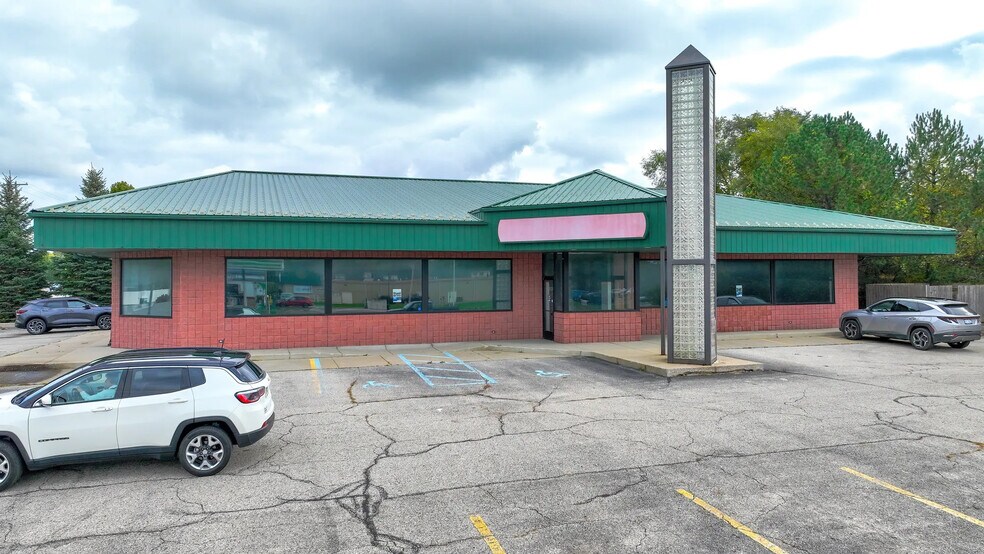 More Photos Of 6995 Gratiot Rd, Saginaw General Retail For Lease