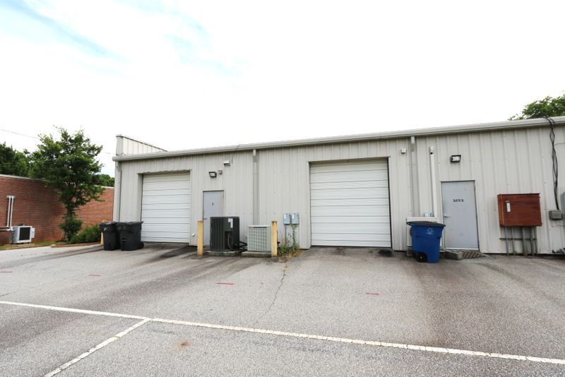 More Photos Of 35 Cessna Ct, Greenville Office For Lease