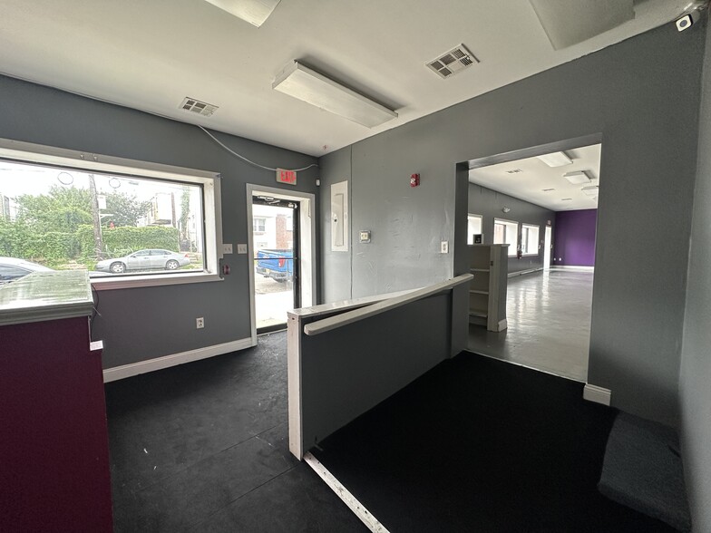 More Photos Of 6600 Limekiln Pike, Philadelphia Freestanding For Sale