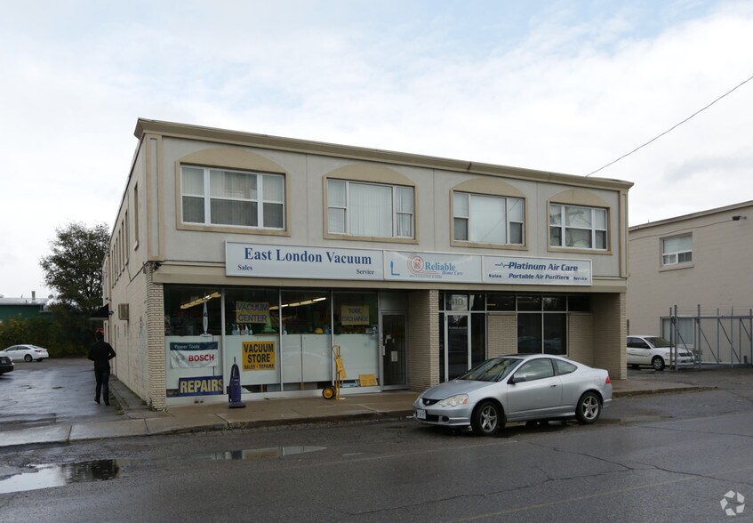 Primary Photo Of 1754 Dundas St, London Carwash For Sale
