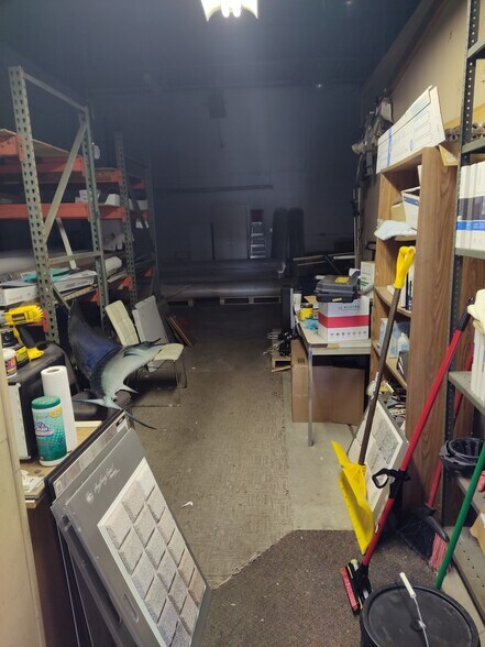 More Photos Of 35223 23 Mile Rd, New Baltimore Storefront For Lease