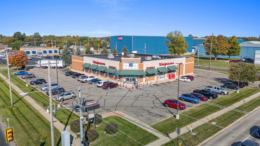 More Photos Of 950 S Centerville Rd, Sturgis Drugstore For Sale