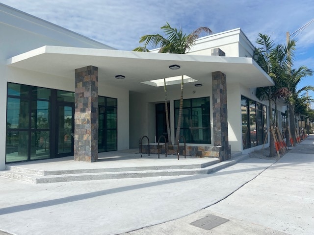 More Photos Of 101 SW 27th Ave, Fort Lauderdale General Retail For Lease