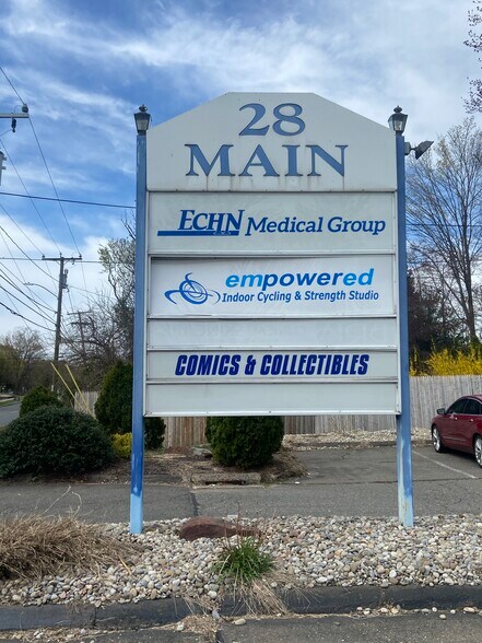 More Photos Of 28 Main St, East Hartford Storefront Retail Office For Lease