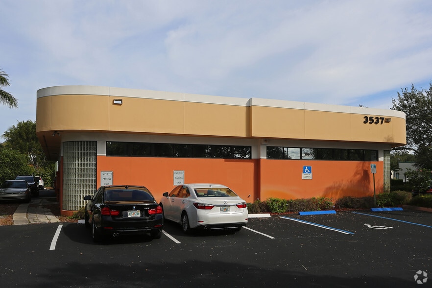 More Photos Of 3537 Forest Hill Blvd, West Palm Beach Medical For Lease