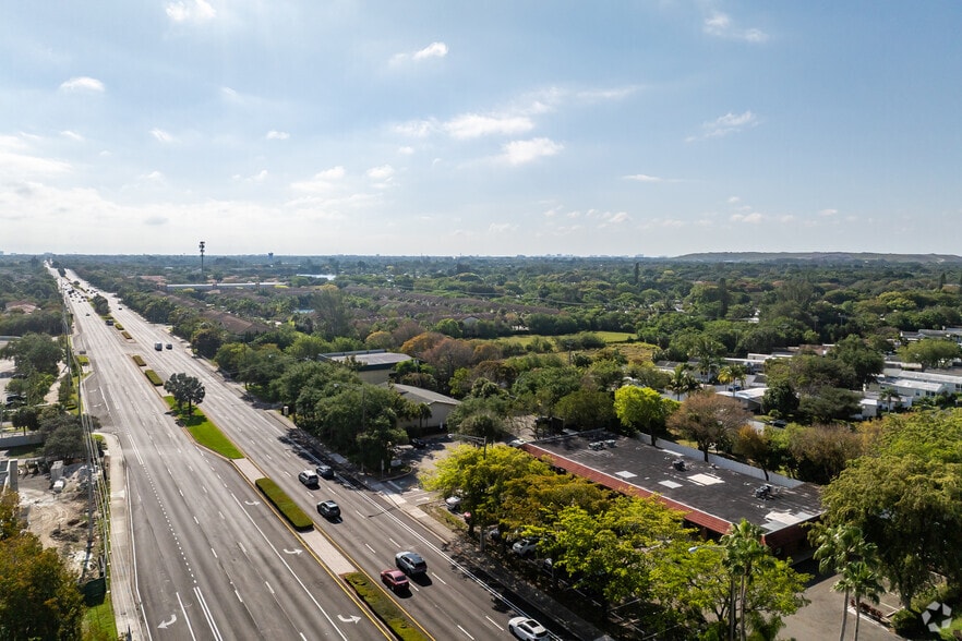 More Photos Of 4400 W Hillsboro Blvd, Coconut Creek Storefront For Lease